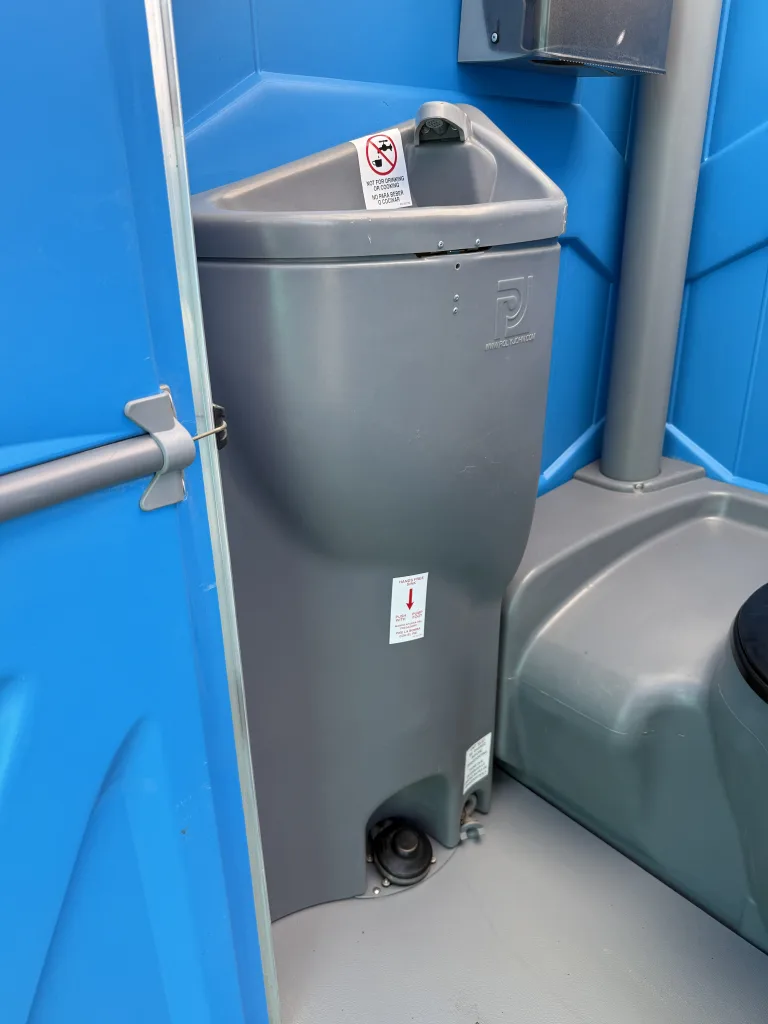 Standard Unit with Sink thumbnail 6