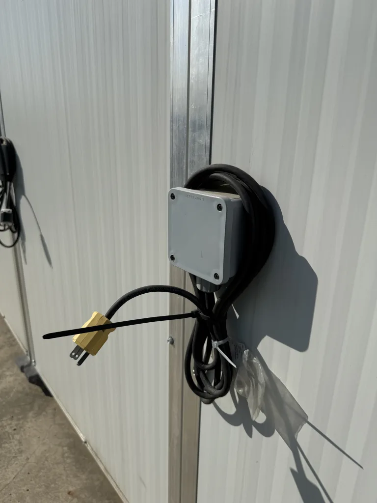 WarmNGo with Sanitizer thumbnail 11